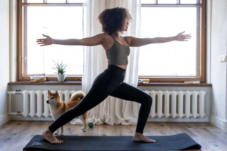Yoga voor nek, schouders en bovenrug | Yoga met Milou