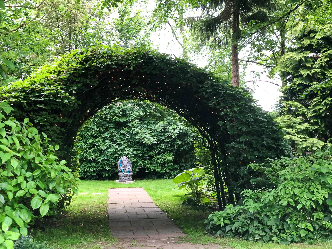 F-Tuin-The-Land-of-Now-1
